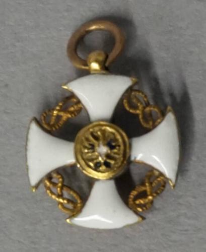 Miniature cross of the black eagle