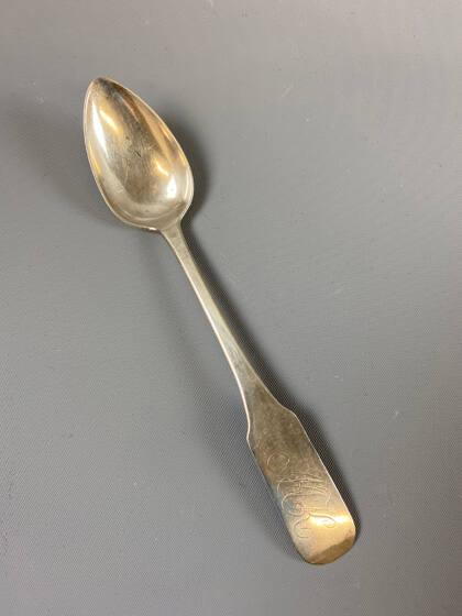 Coffee or dessert spoon (one of a set)