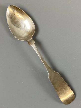 Serving spoon