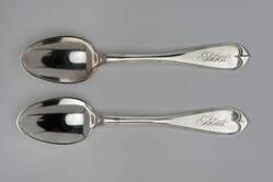 Sugar spoon