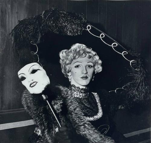 Drag Queen, NY
