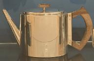 Tea pot