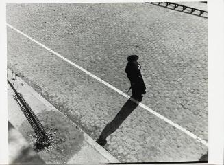 Alec Guiness as Father Brown, Paris