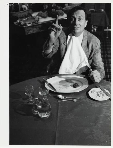 Barry Humphries, Sydney