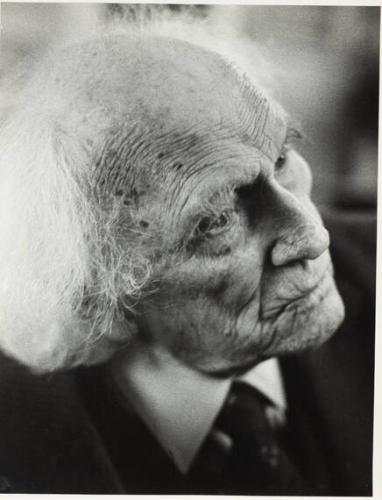 Portrait (white hair)