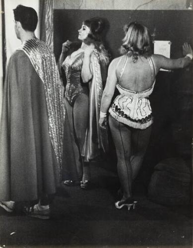 untitled (show girls waiting to go on)