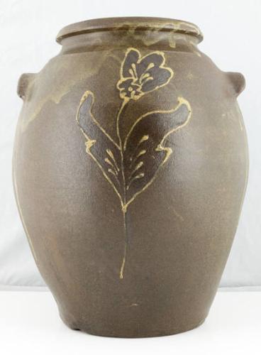 Double-Sided Flower-Decorated Edgefield Pot