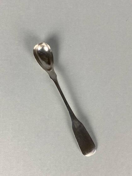 Mustard spoon