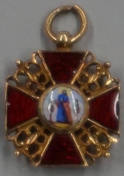 Miniature cross of the Order of Saint Anna Cartier (?)